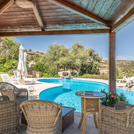 Cala Di Volpe 5br