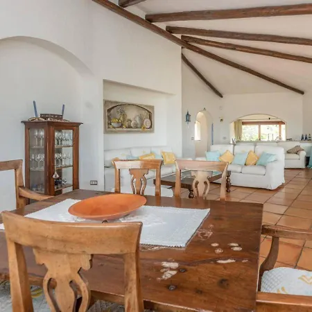 וילה Cala Di Volpe 5br אביאדורי