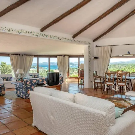 Cala Di Volpe 5br *