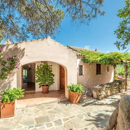 Cala Di Volpe 5br *